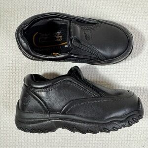 Timberland Black Dress Shoes Classic Slip-On, Baby size 6